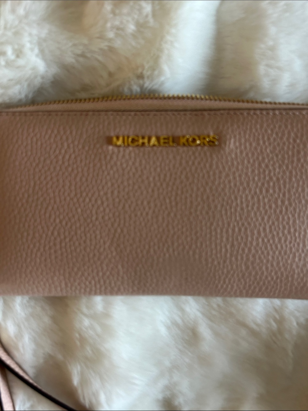 MICHAEL KORS Pink Pebbled Leather Zip Wristlet Wallet - Picture 2 of 6